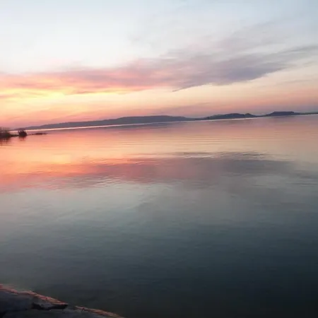 Labdarozsa Apartmanhouse *