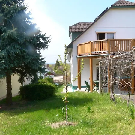 Labdarozsa Apartmanhouse Lejlighed Fonyód