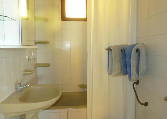 Labdarozsa Apartmanhouse * Fonyód